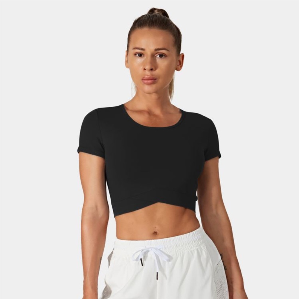 Halara Softlyzero Plush Crossover Hem Cropped Sports Crop Top Black